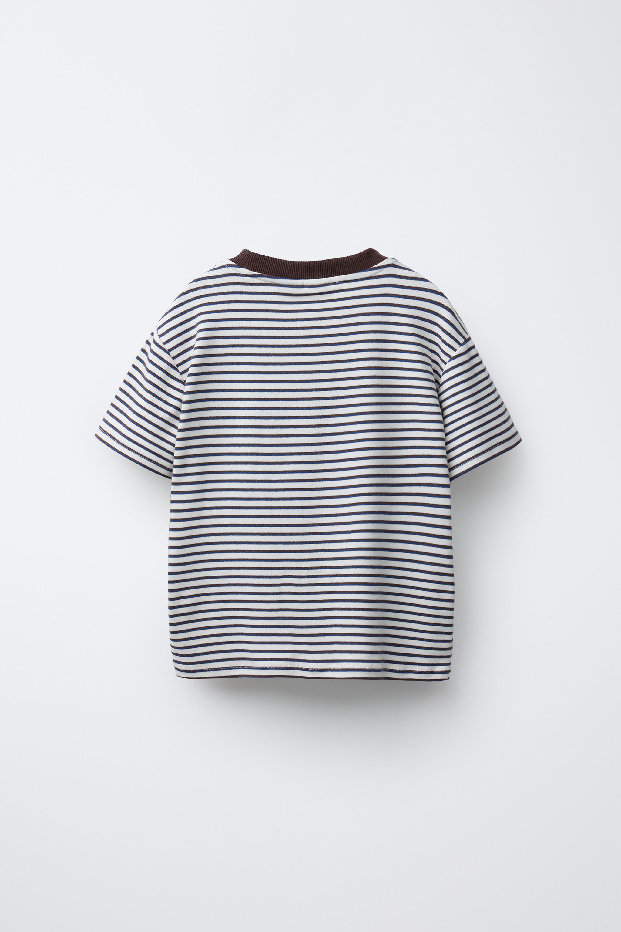 STRIPED STRANGER THINGS © NETFLIX T-SHIRT